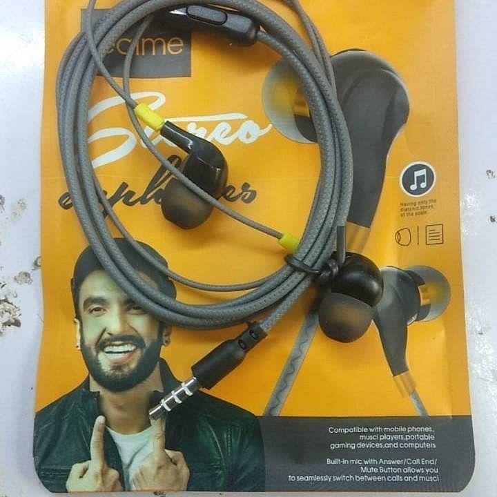 REALME EARPHONES